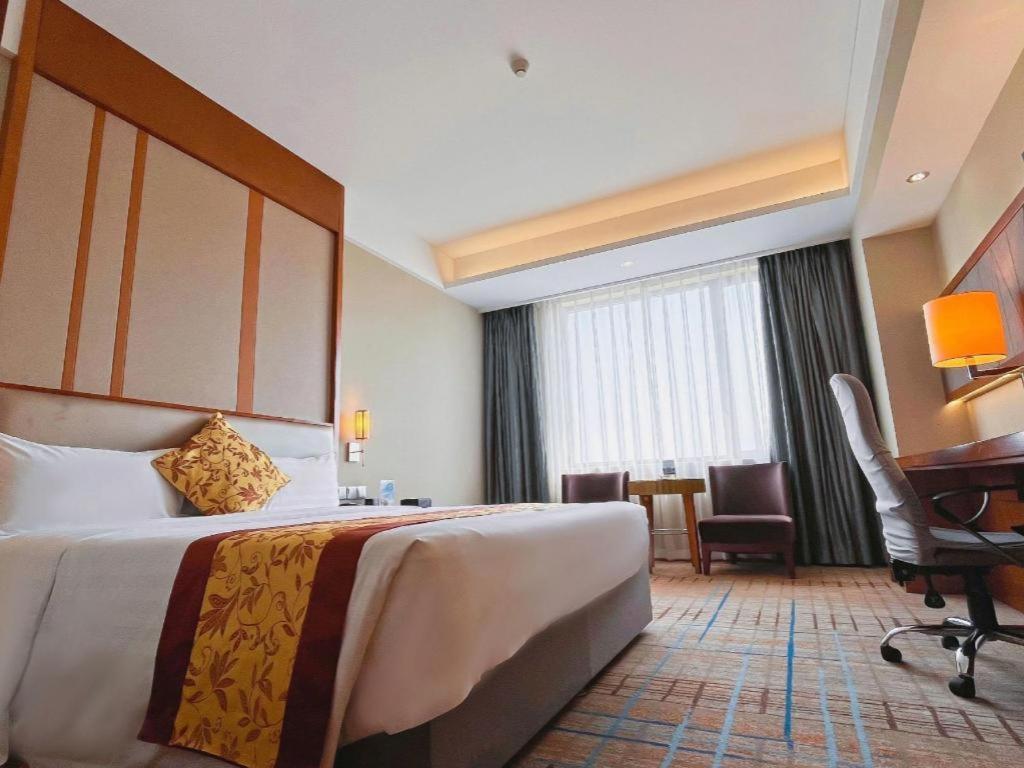 Shenyang Rayfont International Hotel Bagian luar foto