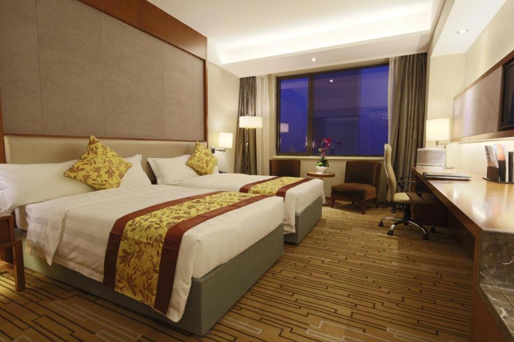 Shenyang Rayfont International Hotel Bagian luar foto