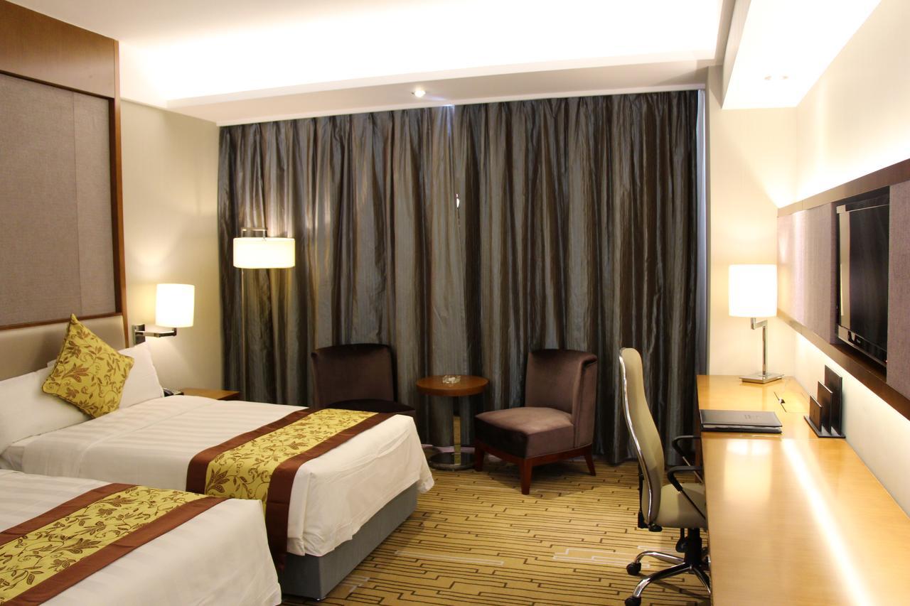 Shenyang Rayfont International Hotel Bagian luar foto